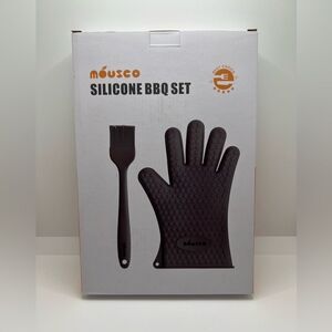 Miusco Silicone BBQ Glove and Brush Set Waterproof Dishwasher Safe NEW BPA‎ Free